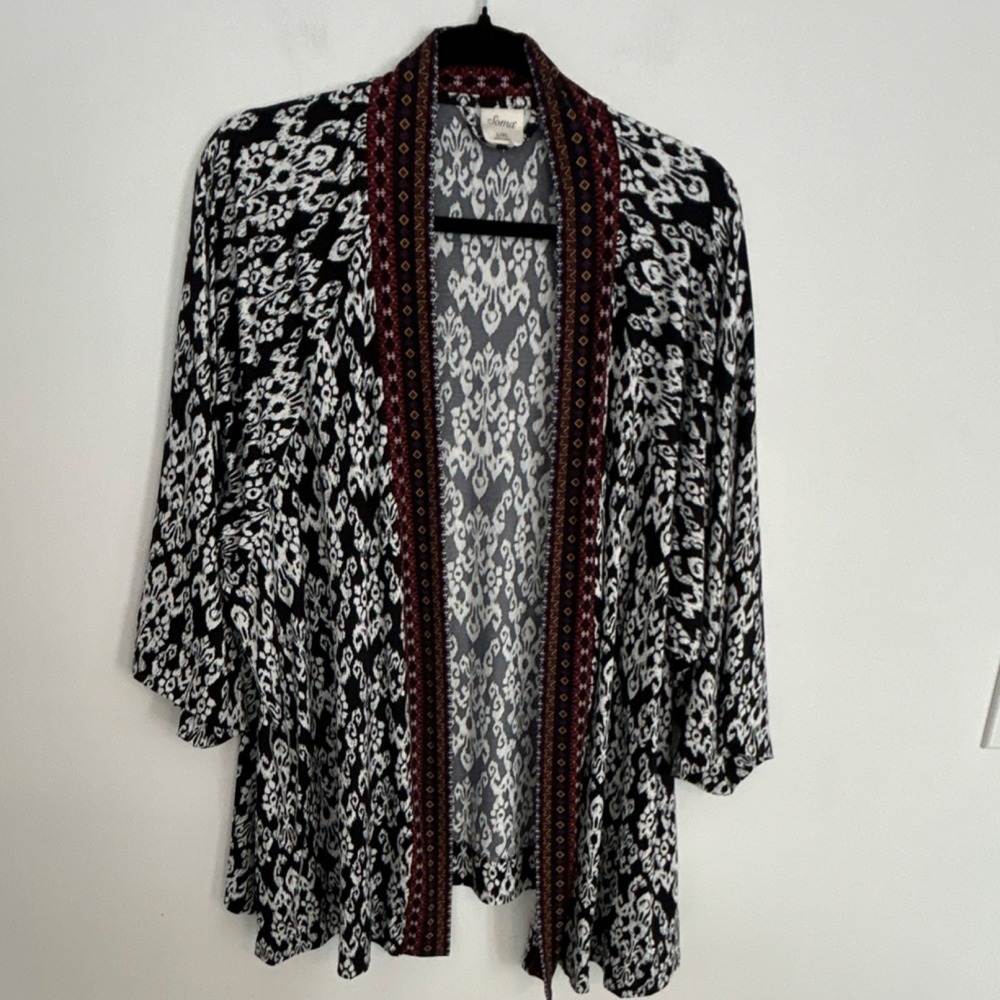 Soma Half Sleeve Coverup Shawl Poly Women's L/Xl Lightweight No Wrinkle‎ Comfy